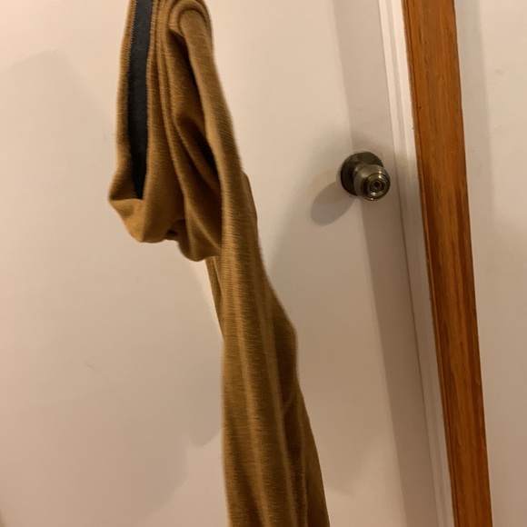 Hoodie - Picture 3 of 4